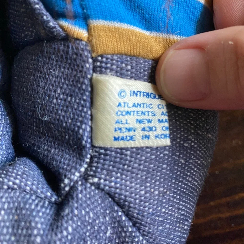Vintage‎ 1981 Dog Knee Hugger 21